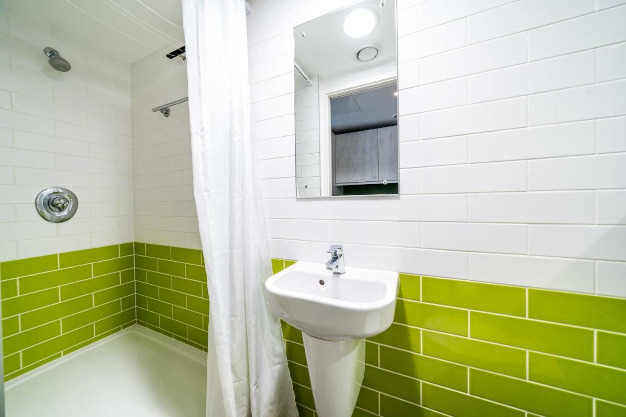 Hashtag Aldgate Campus Accommodation Londres Quarto foto